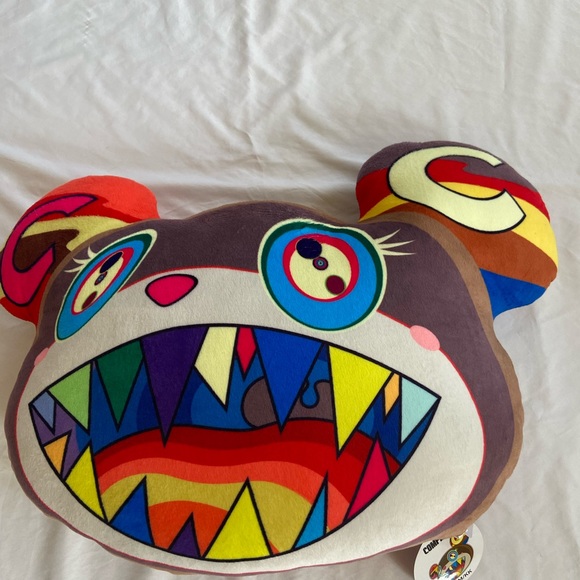 Takashi Murakami ComplexCon Ursa Large Pillow - Picture 5 of 11